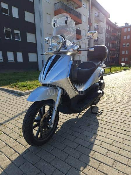 Piaggio Beverly 300