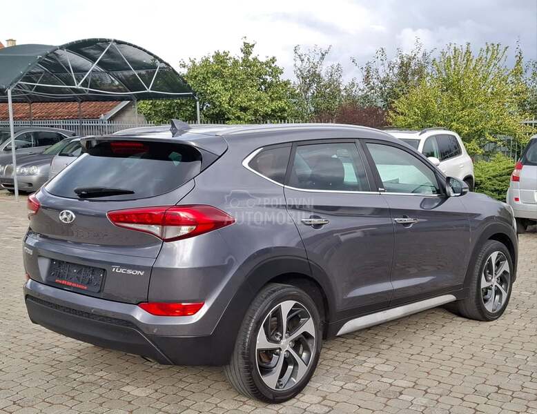 Hyundai Tucson 1.7 crdi Xpossible