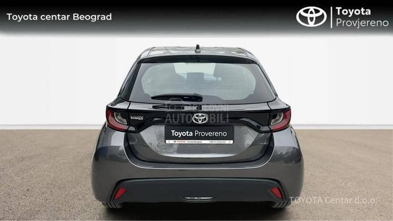 Toyota Yaris 1.5 VVT-i STELLA
