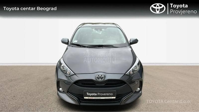 Toyota Yaris 1.5 VVT-i STELLA