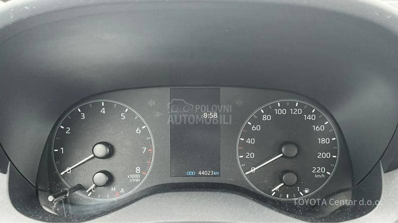 Toyota Yaris 1.5 VVT-i STELLA