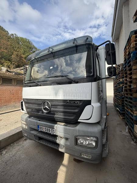 Mercedes Benz Axor 1823