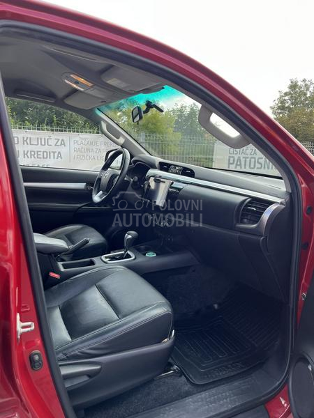 Toyota Hilux 2.4 D-4D 4X4