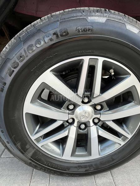 Toyota Hilux 2.4 D-4D 4X4