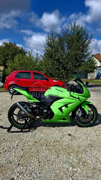 Kawasaki ninja 250r