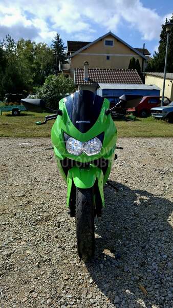 Kawasaki ninja 250r