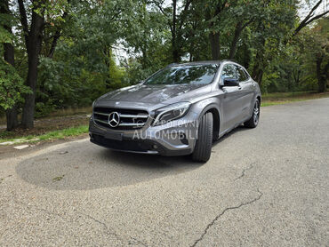 Mercedes Benz GLA 200 