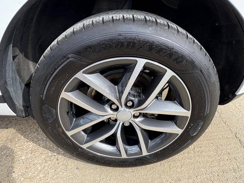 Land Rover Range Rover Evoque 2.0 D 165 4WD 22000