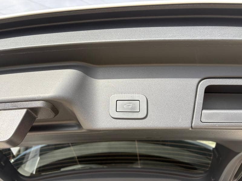 Land Rover Range Rover Evoque 2.0 D 165 4WD 22000