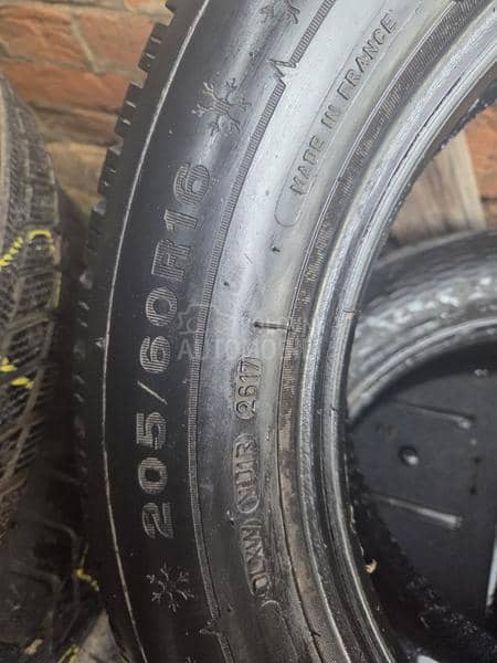 Dunlop 205/60 R16 Sve sezone