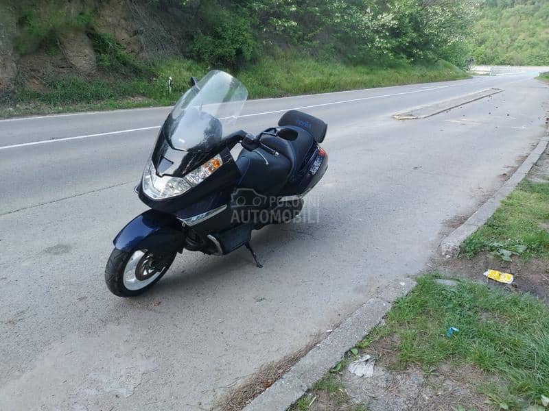 Aprilia atlantic 500