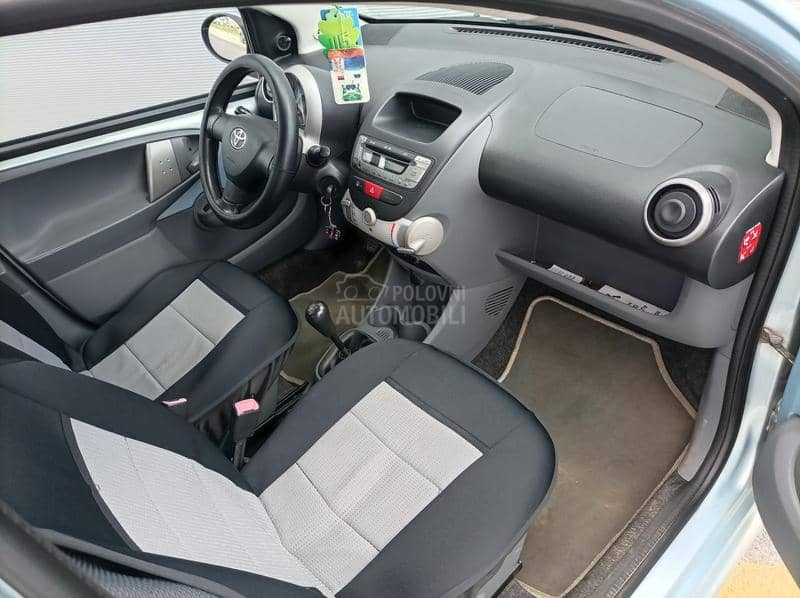 Toyota Aygo REGG G.ODINU