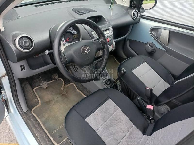Toyota Aygo REGG G.ODINU