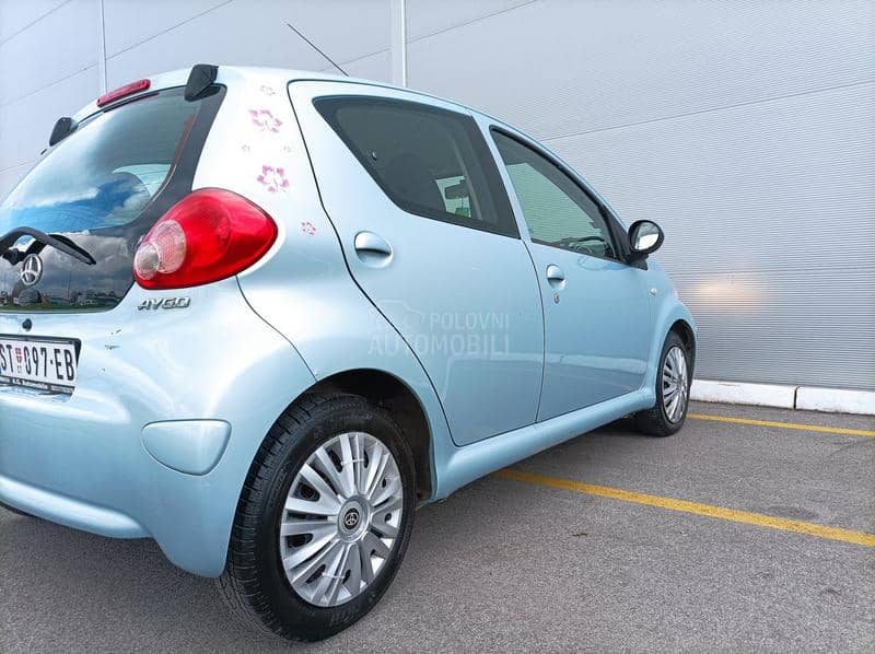 Toyota Aygo REGG G.ODINU