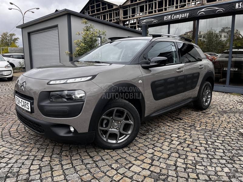 Citroen C4 Cactus 1.2 SHINE