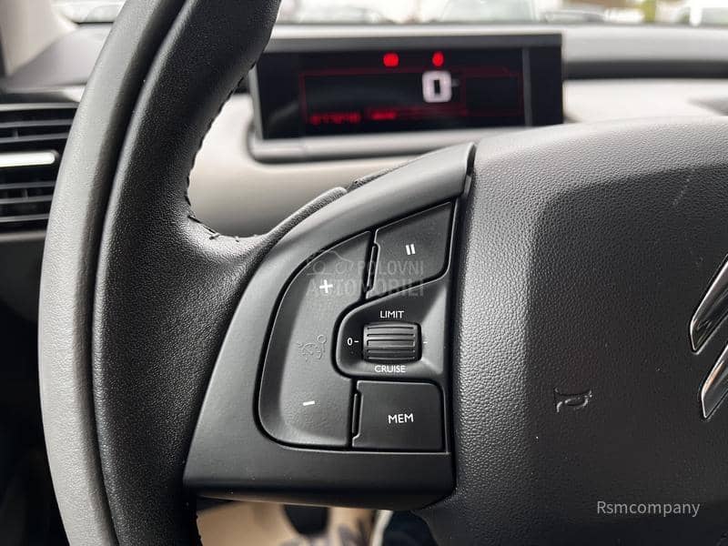 Citroen C4 Cactus 1.2 SHINE