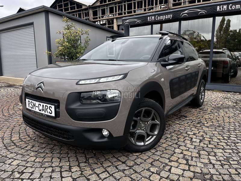 Citroen C4 Cactus 1.2 SHINE