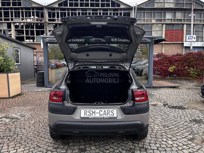 Citroen C4 Cactus 1.2 SHINE