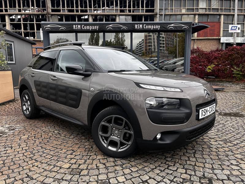 Citroen C4 Cactus 1.2 SHINE