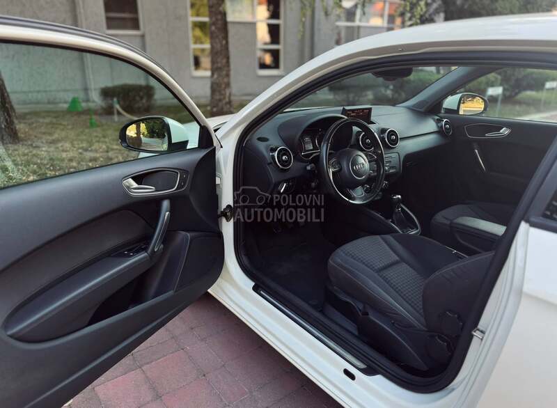Audi A1 1.2 /vel servis