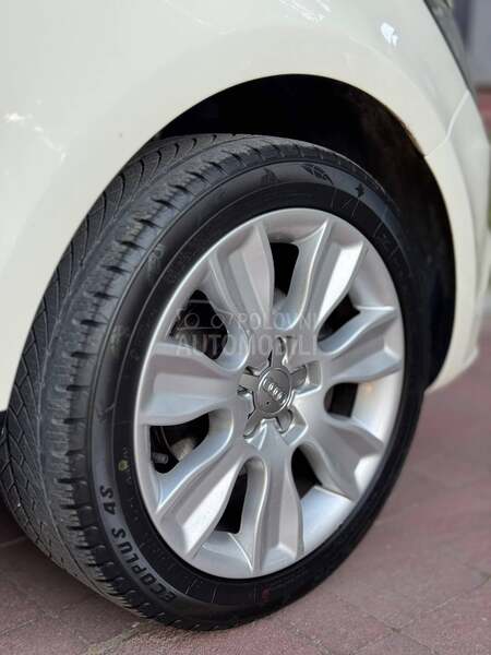 Audi A1 1.2 /vel servis