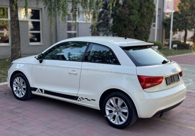 Audi A1 1.2 /vel servis
