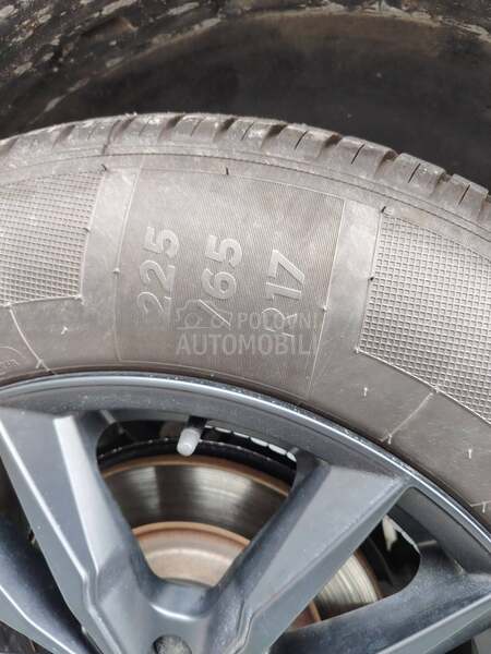 Aluminijumske felne Momo 17" 5 x 108