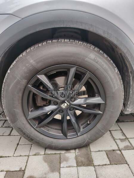 Aluminijumske felne Momo 17" 5 x 108