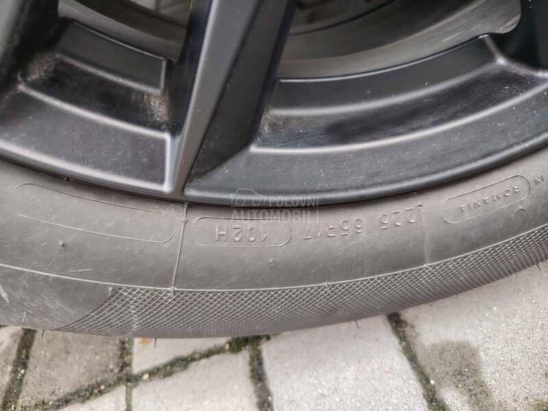 Aluminijumske felne Momo 17" 5 x 108