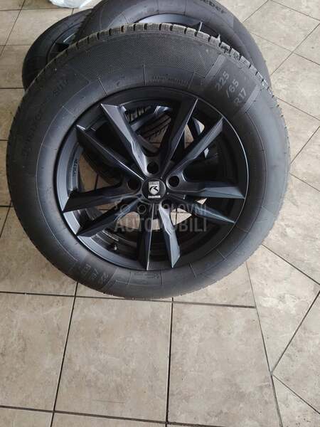 Aluminijumske felne Momo 17" 5 x 108