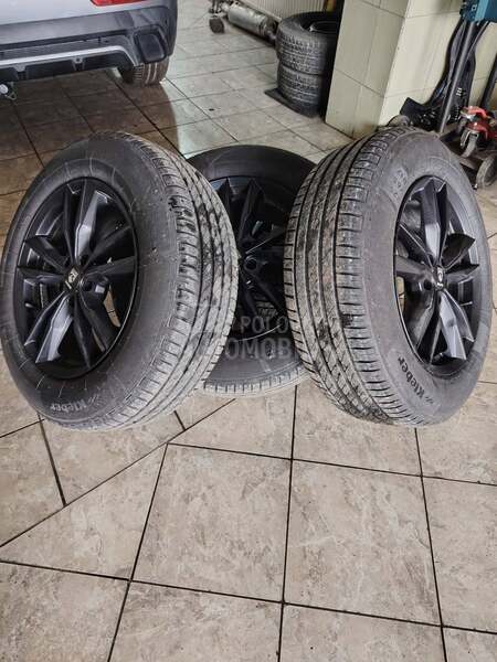 Aluminijumske felne Momo 17" 5 x 108