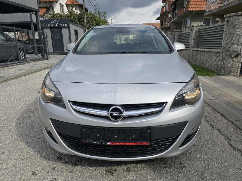 Opel Astra J 1.4