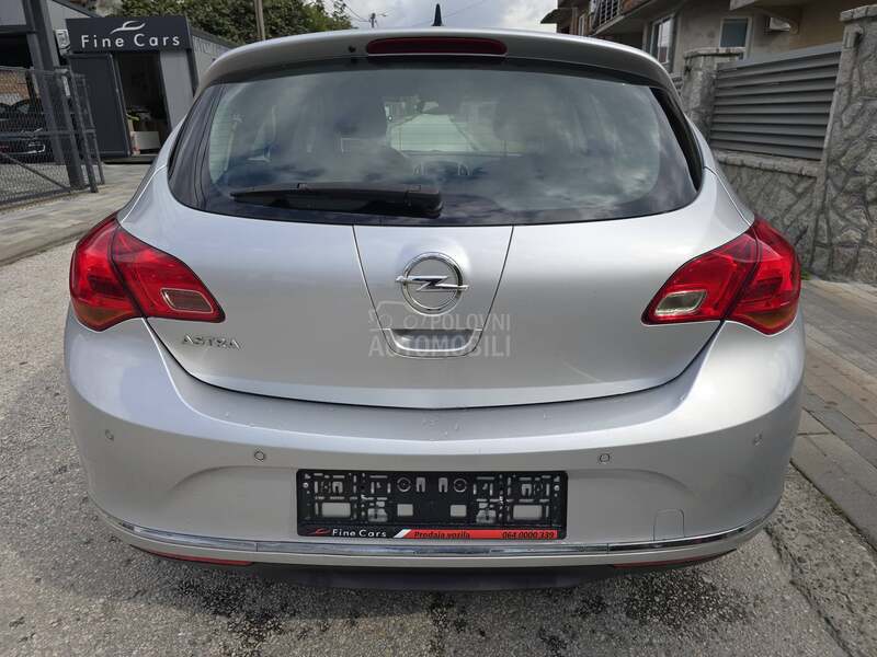 Opel Astra J 1.4
