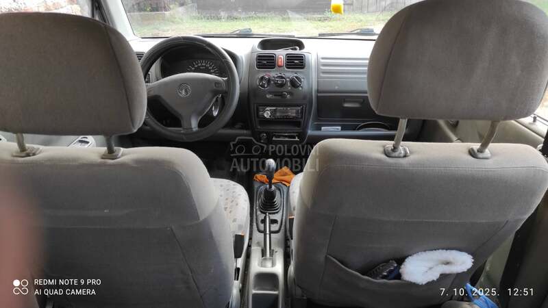 Opel Agila 1.2