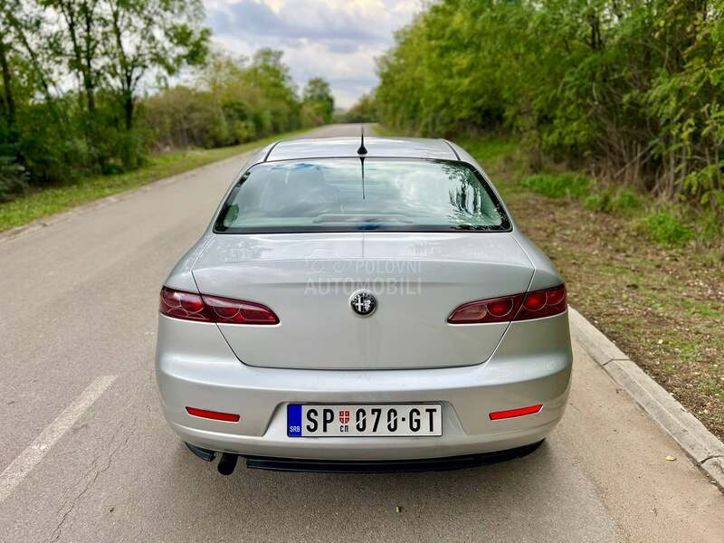Alfa Romeo 159 