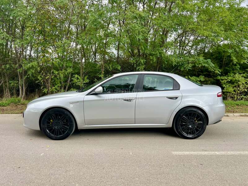 Alfa Romeo 159 