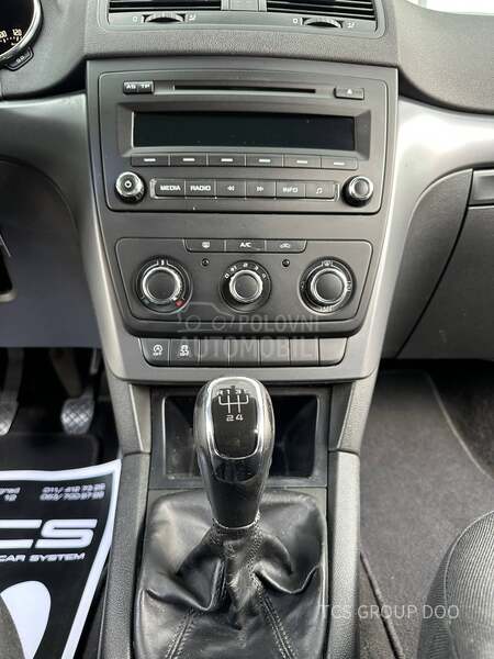 Škoda Yeti 1.6TDI DVA SETA TOC.