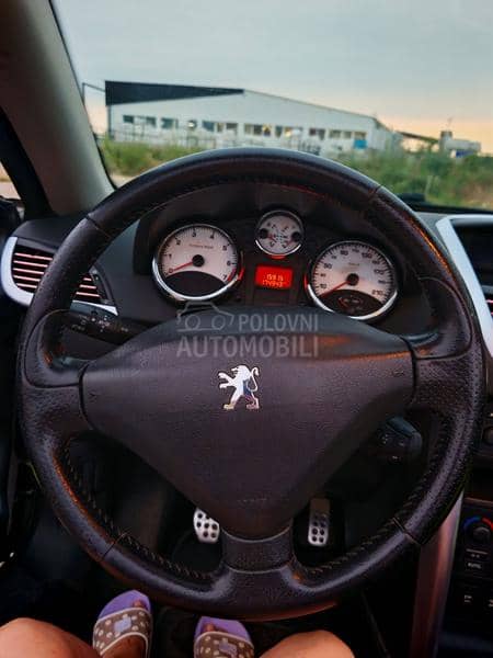 Peugeot 207 CC