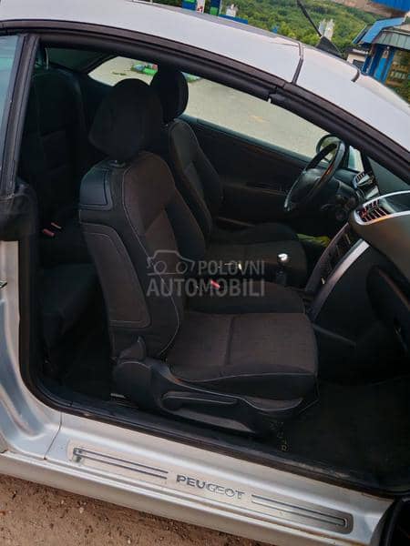Peugeot 207 CC