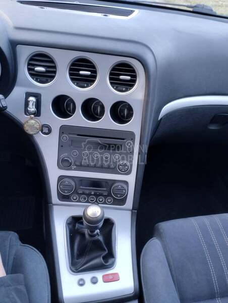 Alfa Romeo 159 