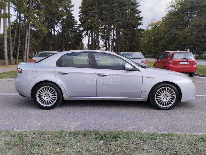 Alfa Romeo 159 