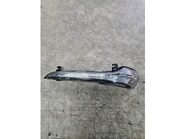 Migavac  GRANTA u retrovizoru za Lada Ostalo