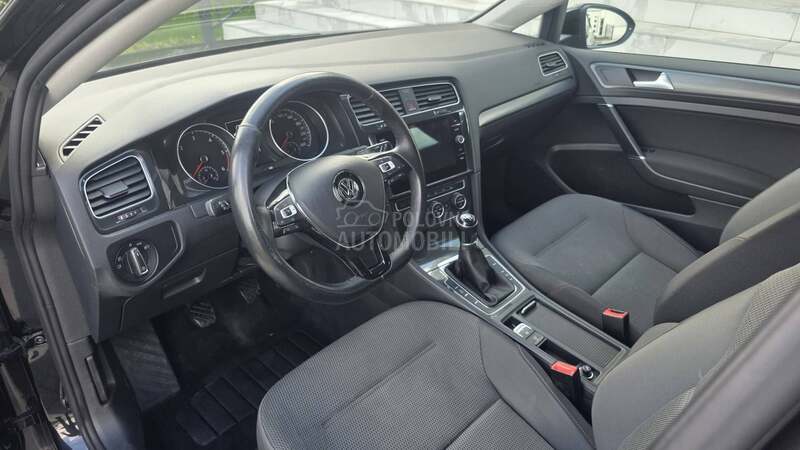 Volkswagen Golf 7 1,6 TDI TRENDLINE