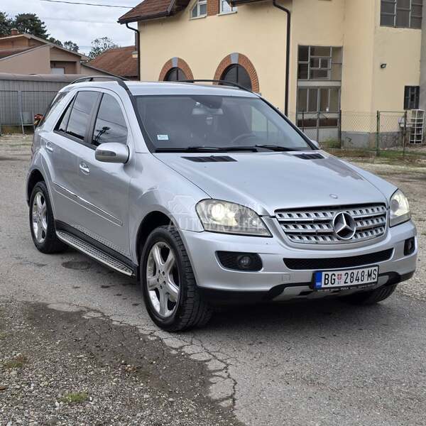 Mercedes Benz ML 320 