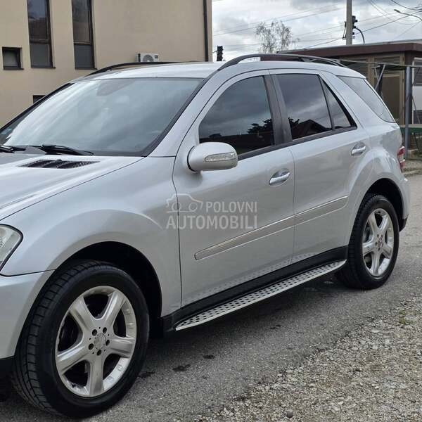 Mercedes Benz ML 320 