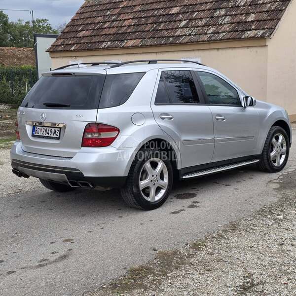 Mercedes Benz ML 320 