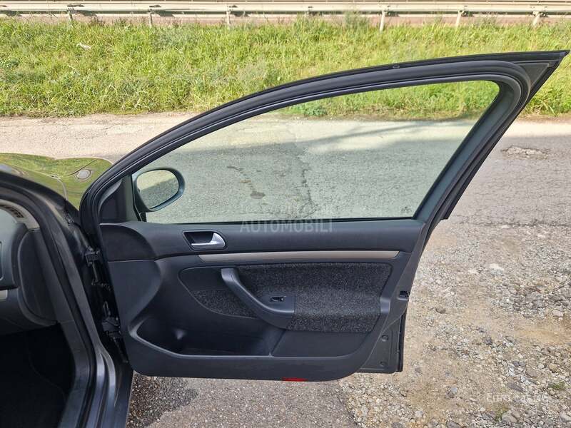 Volkswagen Golf 5 DSG A K C I J A