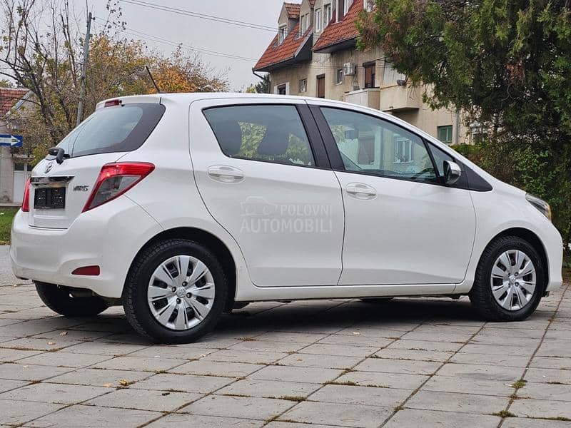 Toyota Yaris 1.0 SOL TOCH