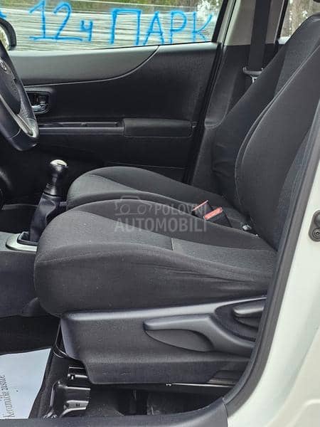Toyota Yaris 1.0 SOL TOCH