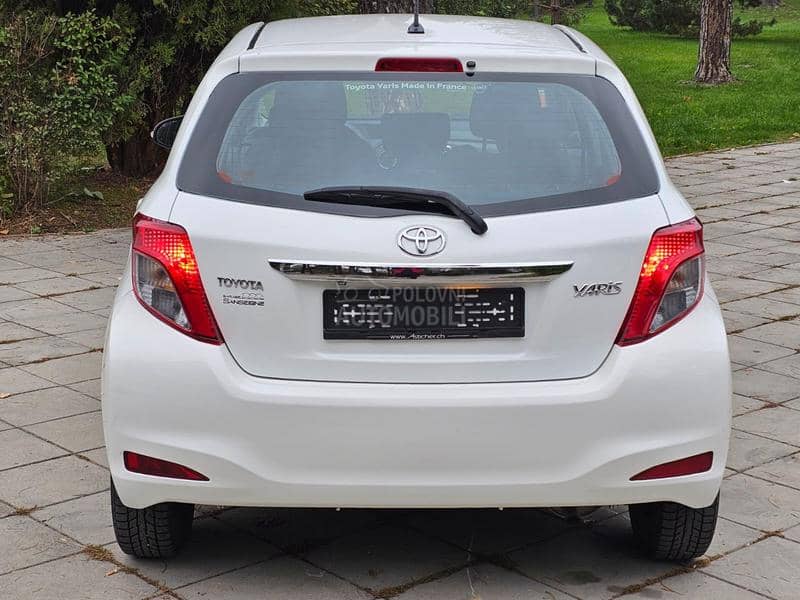 Toyota Yaris 1.0 SOL TOCH